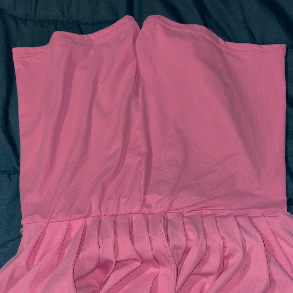 Flattering Pink Pleated Skater Skirt - Picture 7 of 8